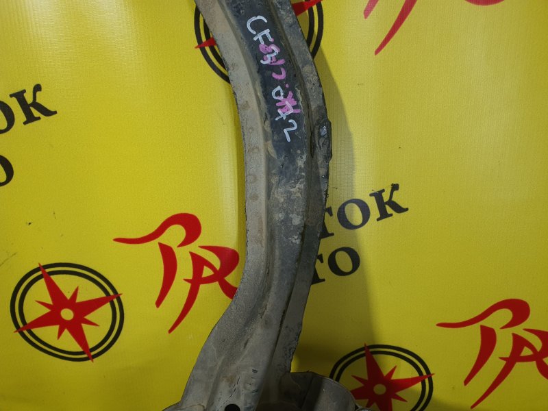 балка поперечная, 2000 рублей, Красноярск