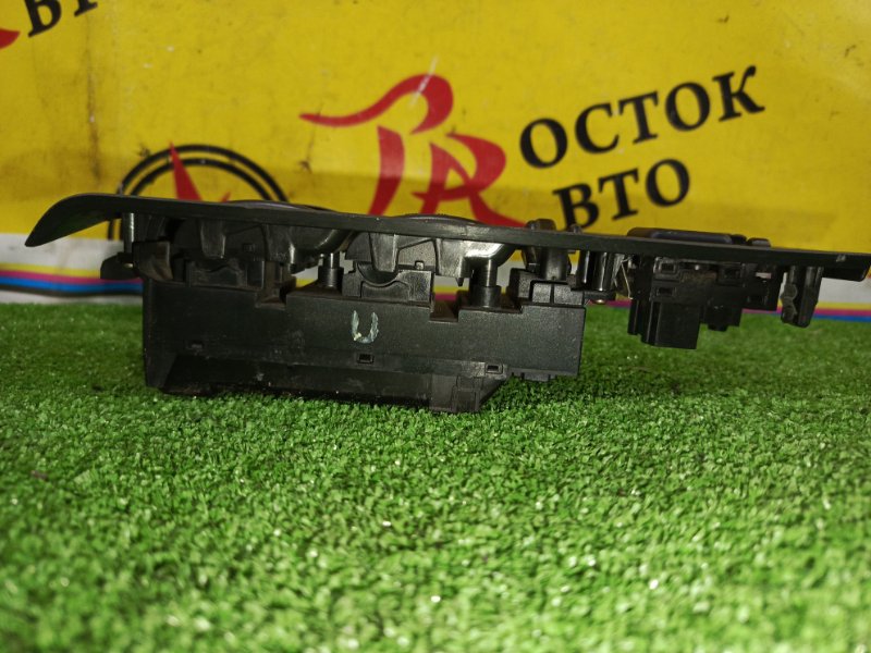 Блок управления стеклоподъемниками, 300 рублей, Красноярск