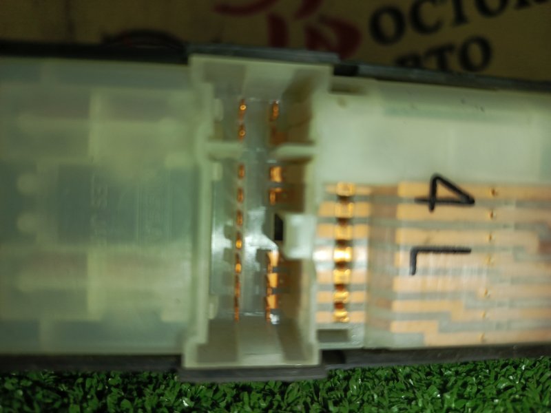 Блок управления стеклоподъемниками, 250 рублей, Красноярск