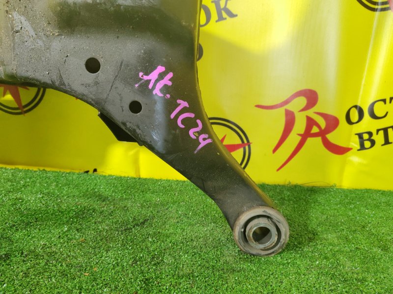 балка поперечная, 1000 рублей, Красноярск