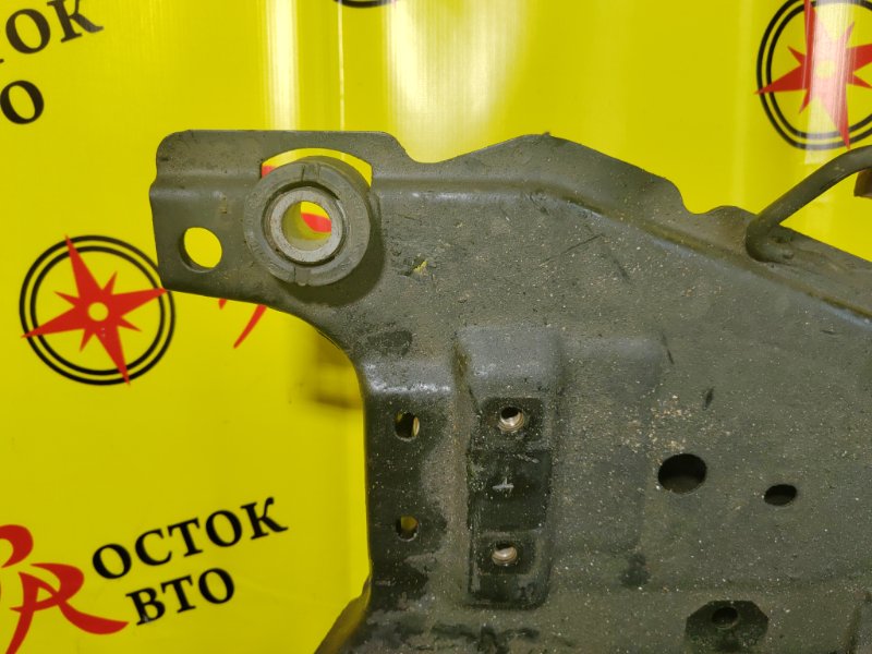 балка поперечная, 1000 рублей, Красноярск