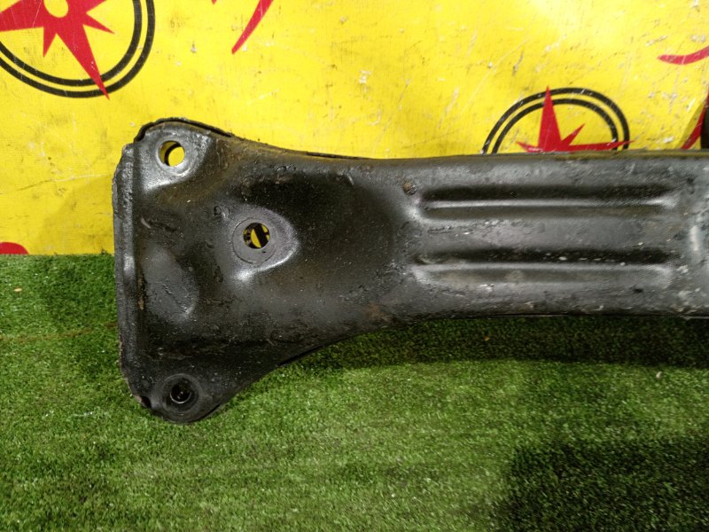 балка поперечная, 2000 рублей, Красноярск