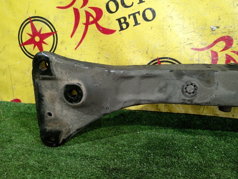 балка поперечная, 2000 рублей, Красноярск