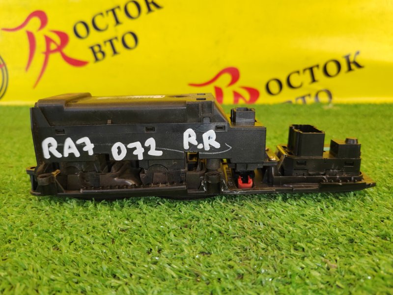 Блок управления стеклоподъемниками, 300 рублей, Красноярск