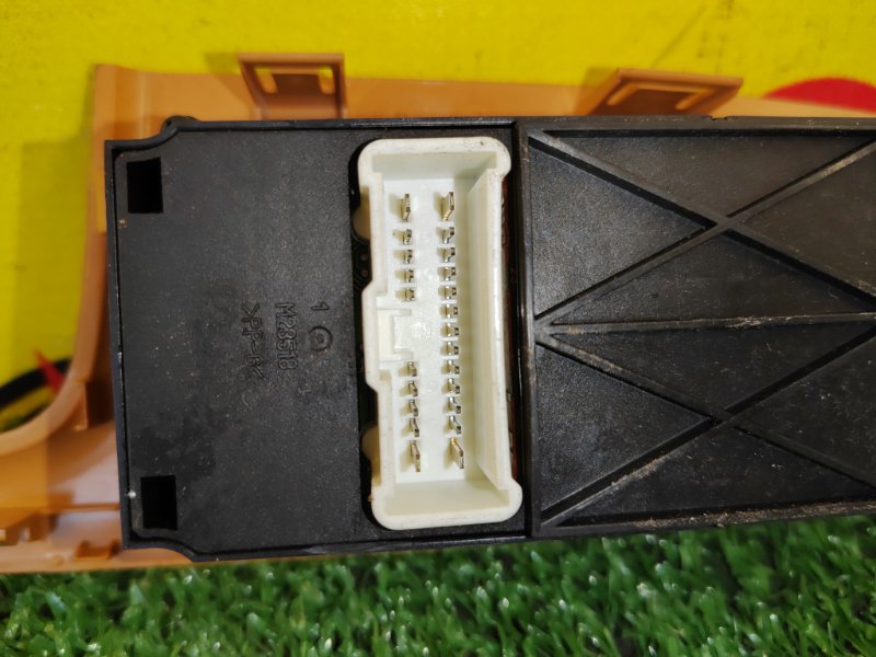 Блок управления стеклоподъемниками, 800 рублей, Красноярск