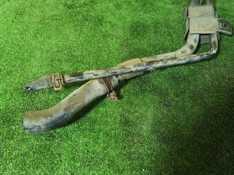 Горловина топливного бака, 1500 рублей, Красноярск