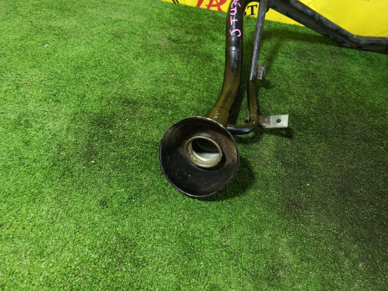 Горловина топливного бака, 2500 рублей, Красноярск