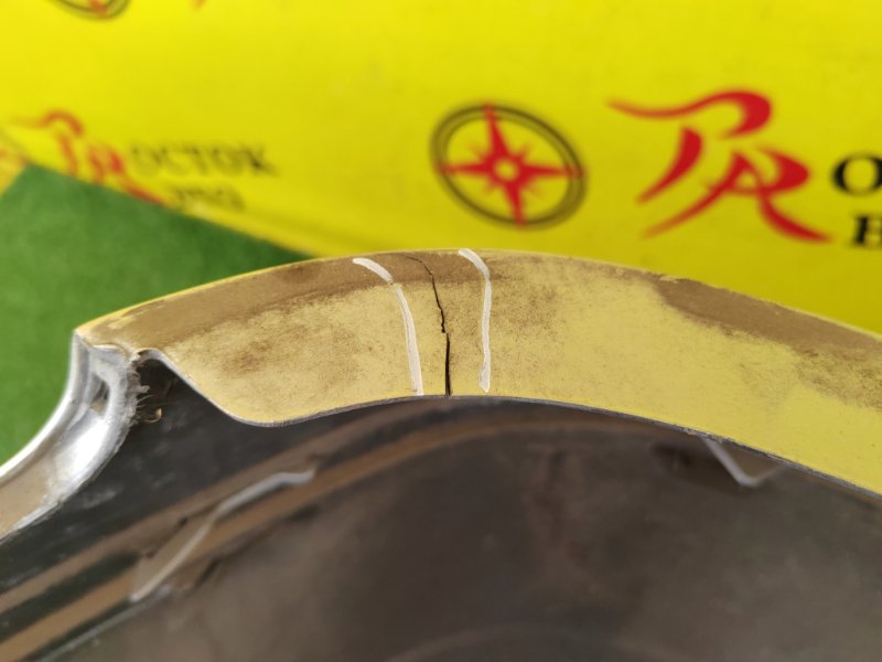 Бампер, 11000 рублей, Красноярск