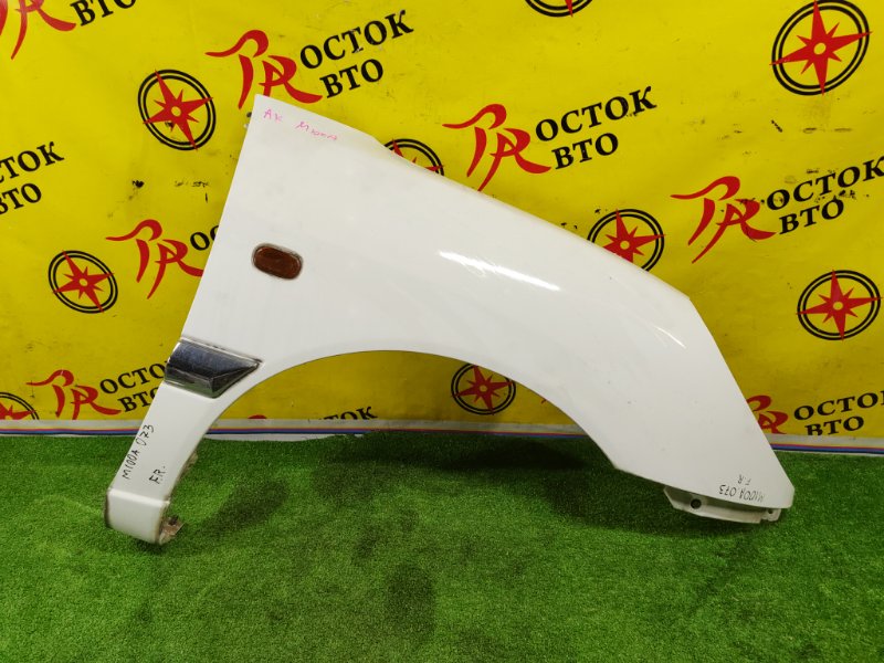 Крыло, 11500 рублей, Красноярск