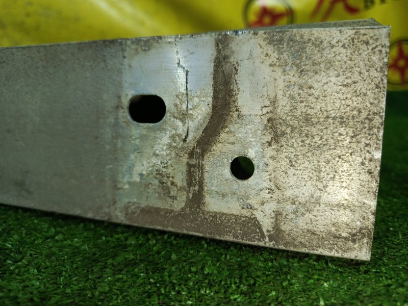 Усилитель бампера, 500 рублей, Красноярск