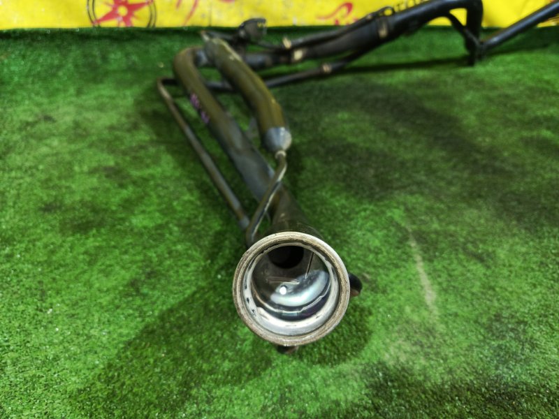 Горловина топливного бака, 1500 рублей, Красноярск