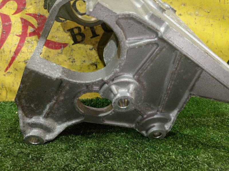 кронштейн, 1500 рублей, Красноярск