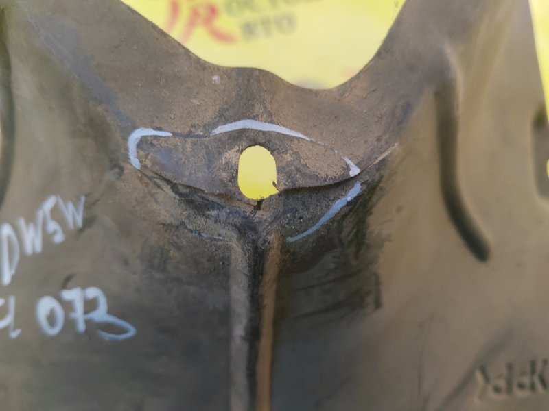 Подкрылок, 300 рублей, Красноярск