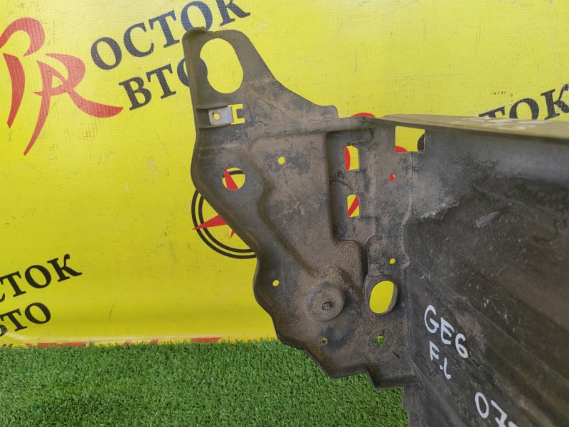 Подкрылок, 500 рублей, Красноярск