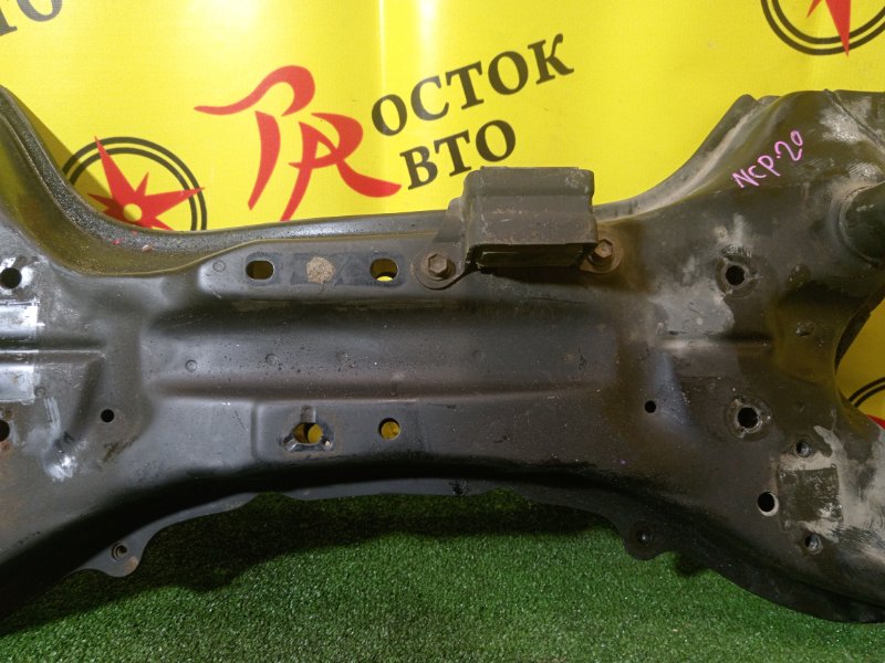 балка поперечная, 2000 рублей, Красноярск