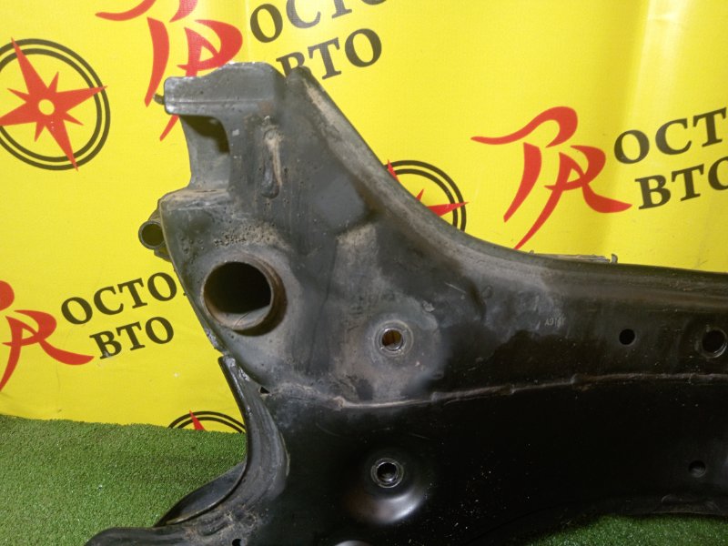 балка поперечная, 2000 рублей, Красноярск