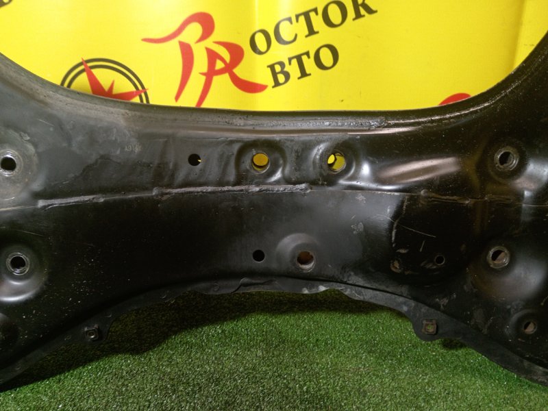 балка поперечная, 2000 рублей, Красноярск