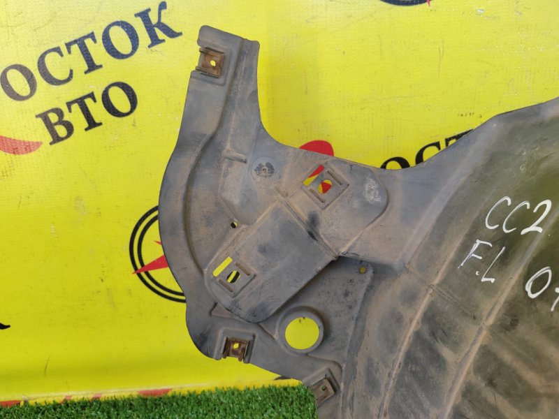 Подкрылок, 2000 рублей, Красноярск