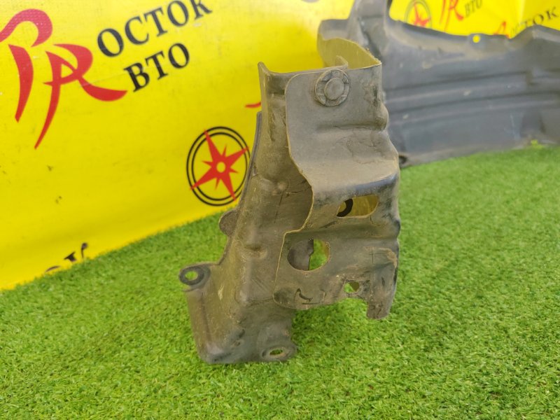 Подкрылок, 1500 рублей, Красноярск