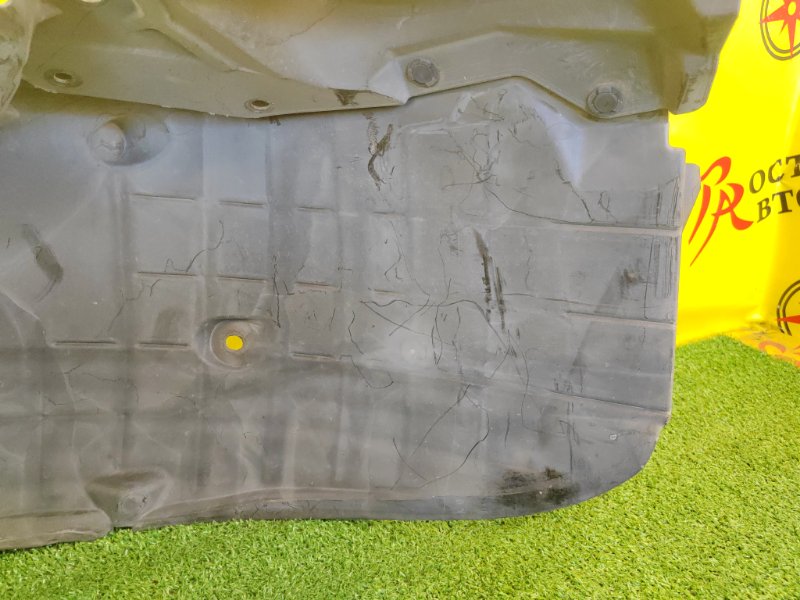 Подкрылок, 500 рублей, Красноярск