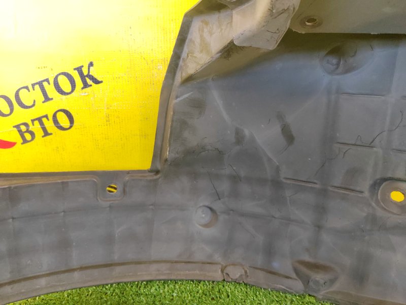 Подкрылок, 500 рублей, Красноярск