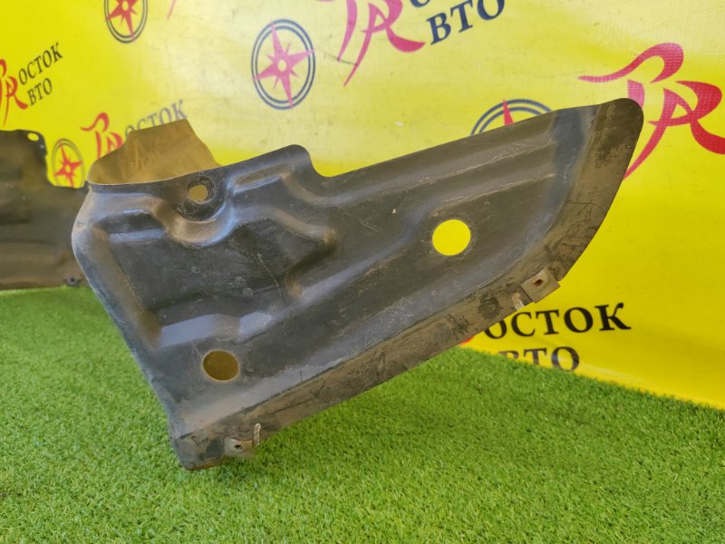 Подкрылок, 700 рублей, Красноярск