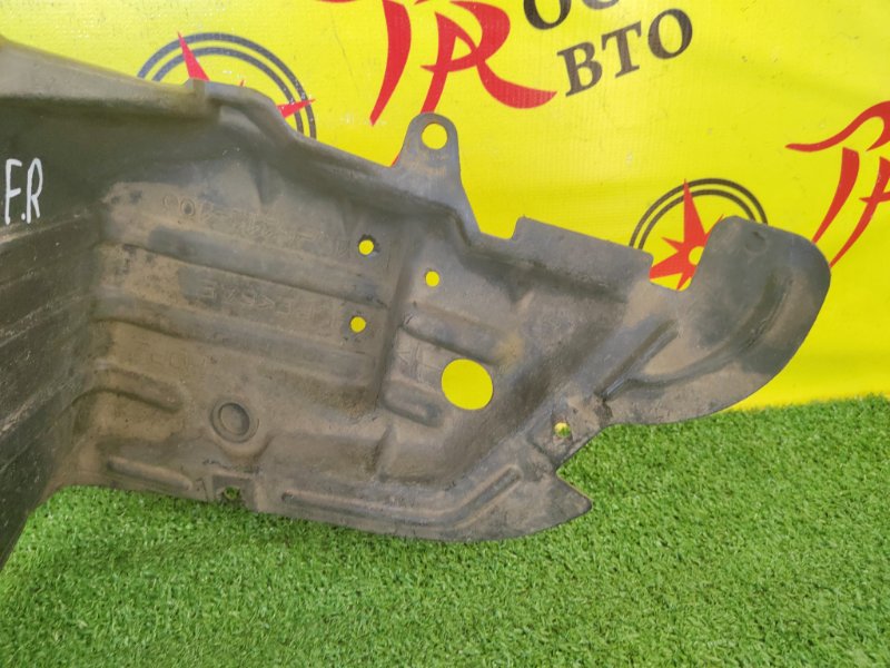 Подкрылок, 1200 рублей, Красноярск