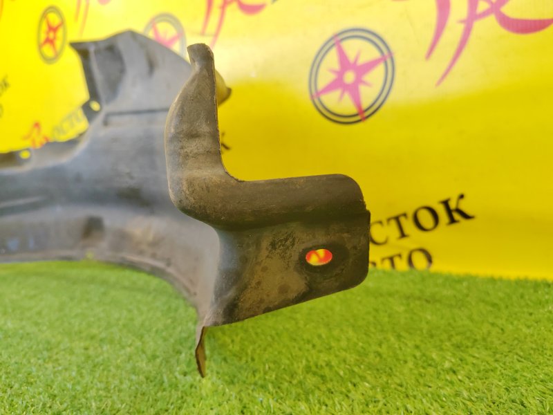 Подкрылок, 1200 рублей, Красноярск