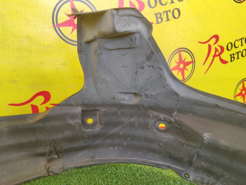 Подкрылок, 2000 рублей, Красноярск