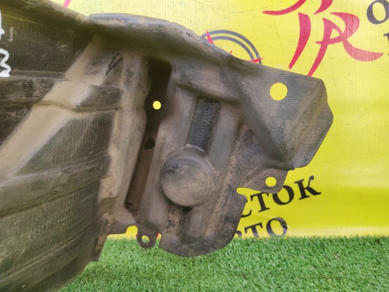 Подкрылок, 800 рублей, Красноярск