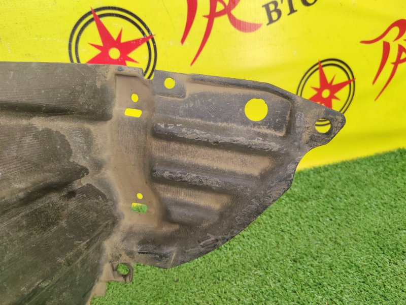 Подкрылок, 700 рублей, Красноярск