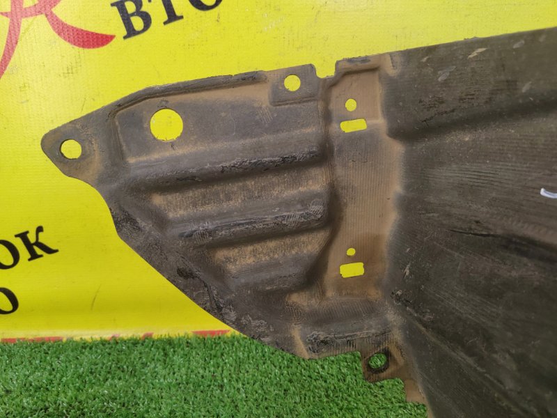 Подкрылок, 700 рублей, Красноярск