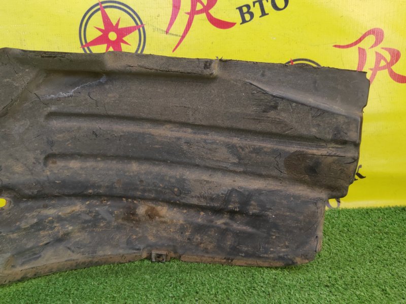 Подкрылок, 700 рублей, Красноярск