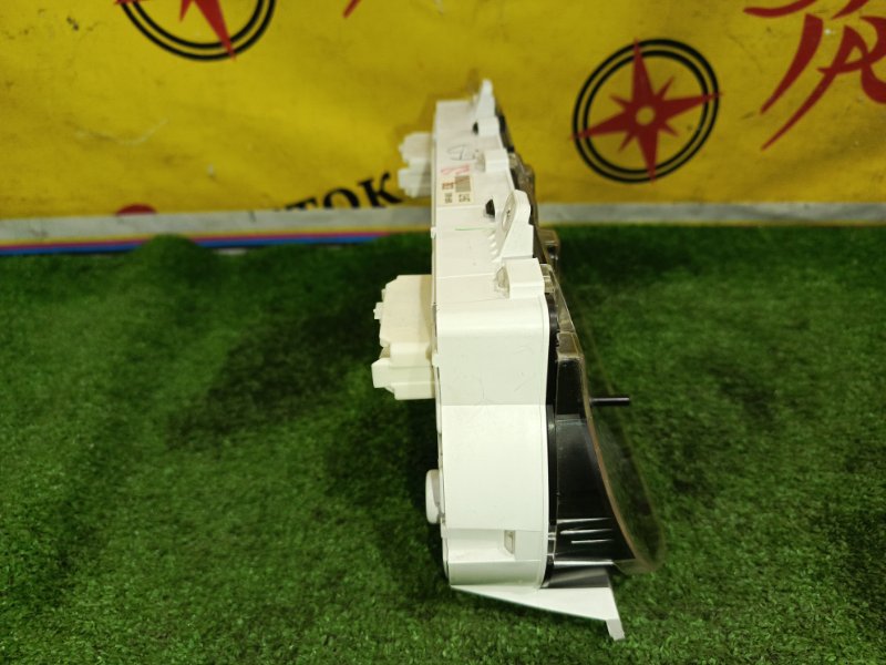 Панель приборов, 2000 рублей, Красноярск