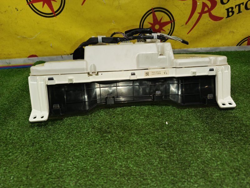 Панель приборов, 1000 рублей, Красноярск