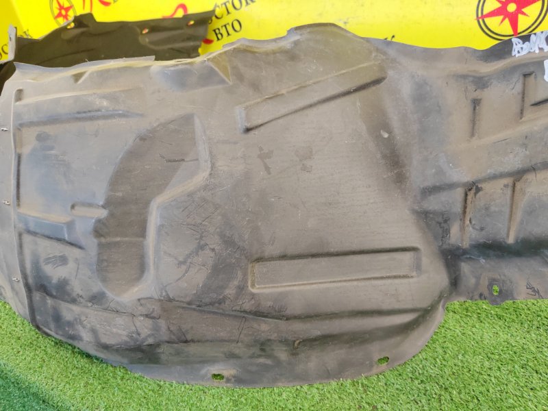 Подкрылок, 1500 рублей, Красноярск