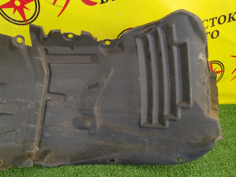 Подкрылок, 1500 рублей, Красноярск