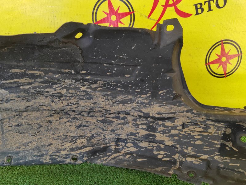 Подкрылок, 1000 рублей, Красноярск