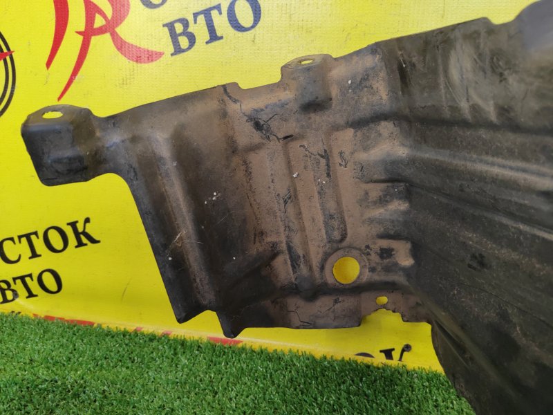 Подкрылок, 700 рублей, Красноярск