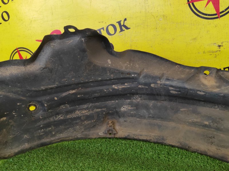 Подкрылок, 700 рублей, Красноярск