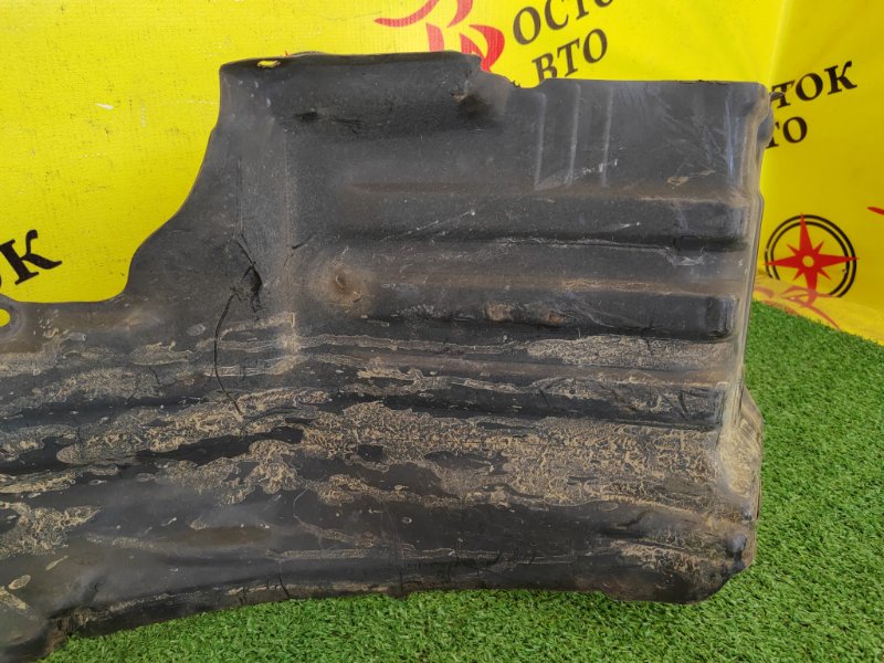 Подкрылок, 700 рублей, Красноярск