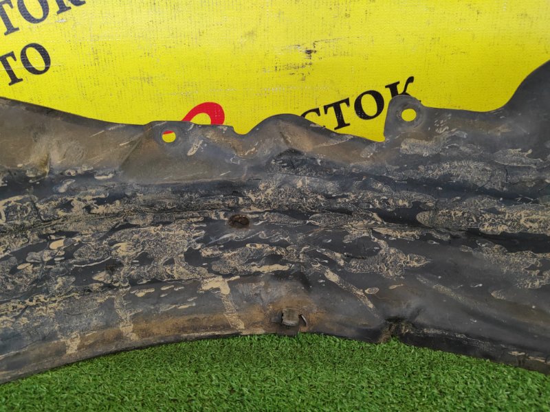 Подкрылок, 700 рублей, Красноярск