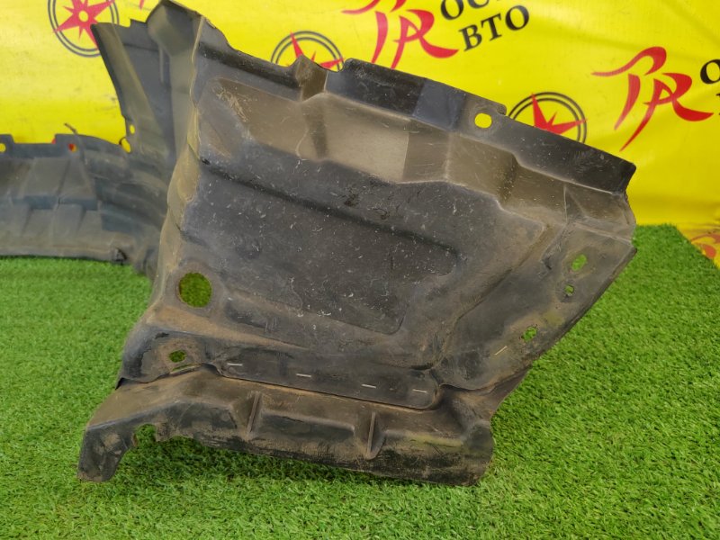 Подкрылок, 1000 рублей, Красноярск