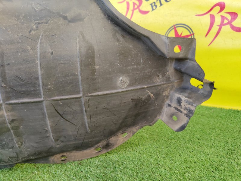 Подкрылок, 500 рублей, Красноярск