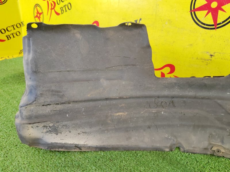 Подкрылок, 1000 рублей, Красноярск