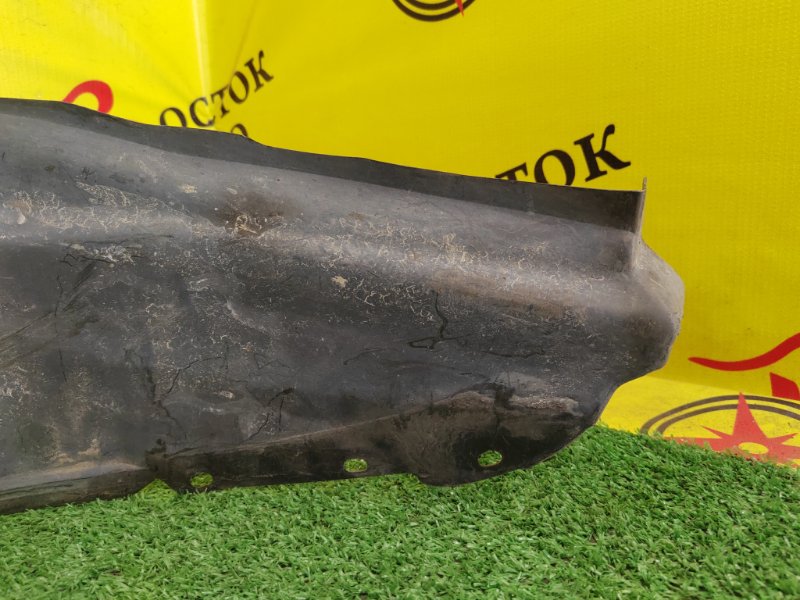 Подкрылок, 600 рублей, Красноярск