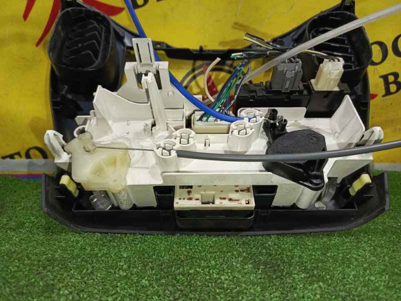 Блок управления климат-контролем, 2000 рублей, Красноярск