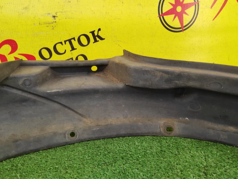 Подкрылок, 500 рублей, Красноярск