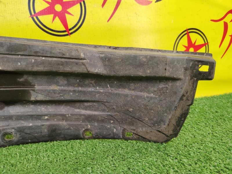 Подкрылок, 2000 рублей, Красноярск