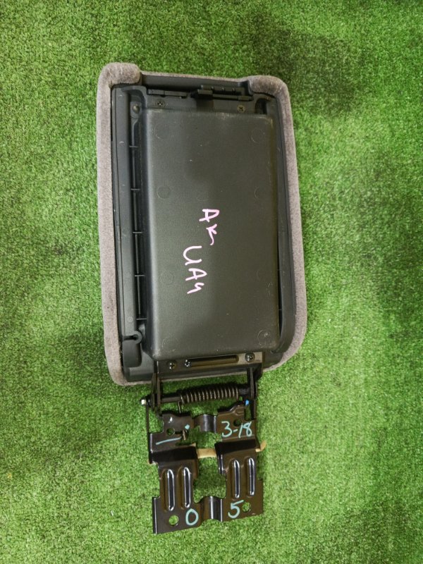 Подлокотник, 1000 рублей, Красноярск